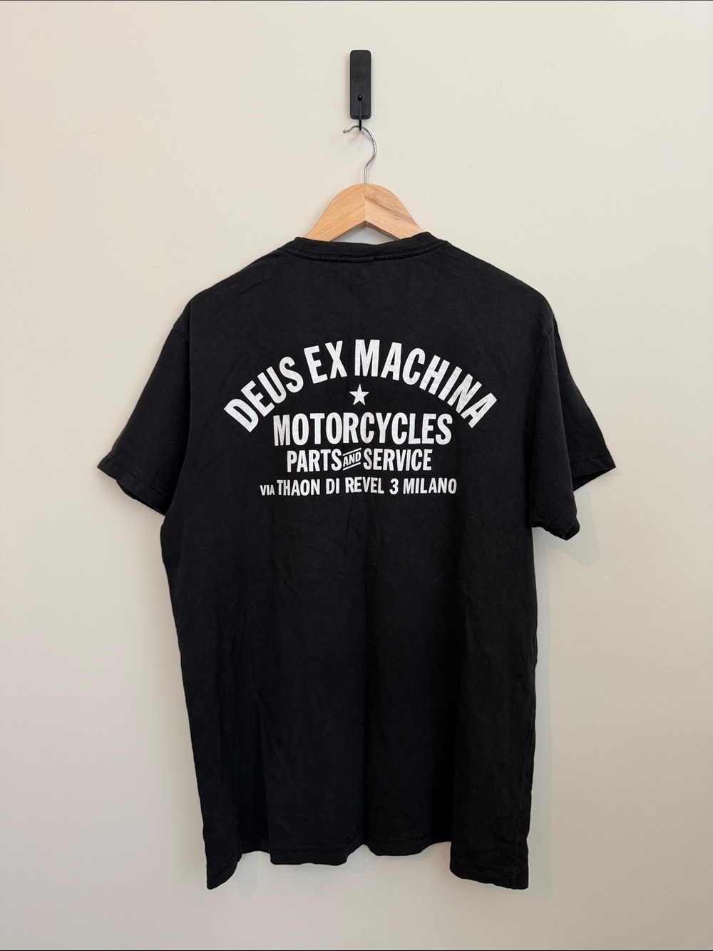 DEUS EX MACHINA TEE - MILANO